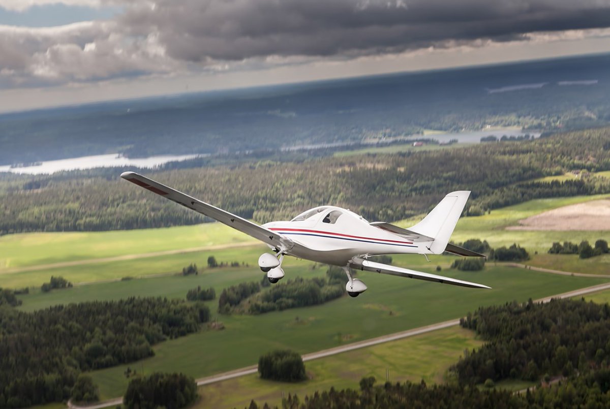 AesaSpain's tweet photo. 🛩️ @AesaSpain aprueba como Organización de Aeronavegabilidad Combinada #CAO, de acuerdo al Reglamento #UE 1321/2014, a la organización Aerodynamics #Málaga S.L.
👉 Será supervisada por nuestra Oficina de Seguridad en #Vuelo #OSV2 de #Sevilla. https://t.co/izeqMIPuAF