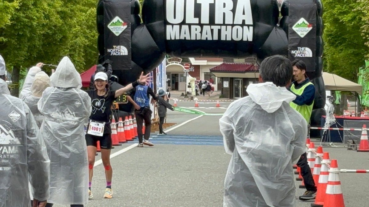 野辺山ウルトラマラソン100k
8:32:20⛰️🏃‍♀️
16年ぶりに大会新記録を更新して優勝しました🏆🥇
応援ありがとうございました😊