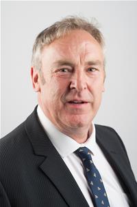 Cllr Vernon Smith has today been elected as Chairman of the Council for the 2024/25 civic year.