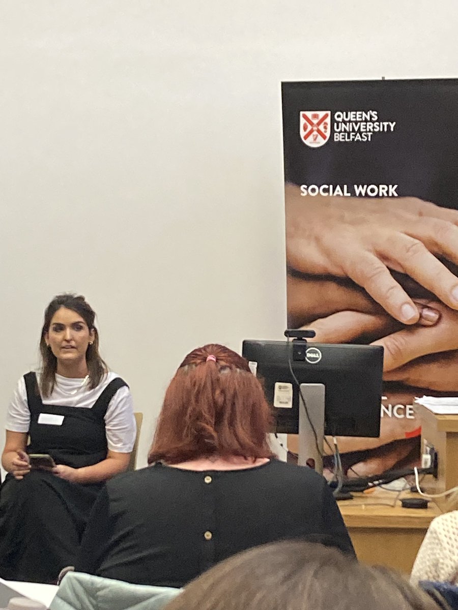 finucane_n's tweet photo. @EibhlinMcNamara reflecting on her learning from completing year 1 of the Post Graduatein Palliative Care  Social Work. Well done 👏🏻 exciting course and learning. @QUBSSESW @bankhead1971 @reenamurphy58 @IASW_IRL #socialwork #palliativecare #hscp #advancedpractice https://t.co/1Rb17lvdOn