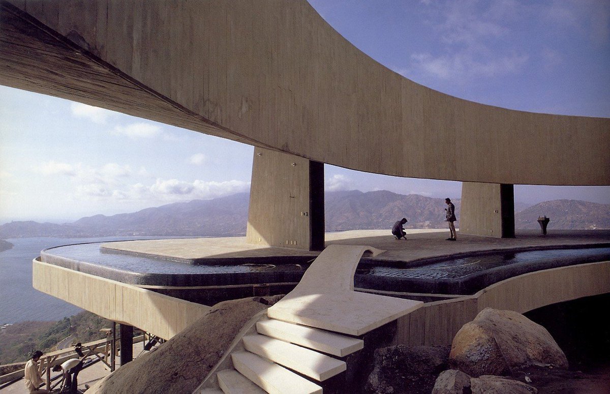 Arango House, Acapulco, Mexico, designed by John Lautner (1977)