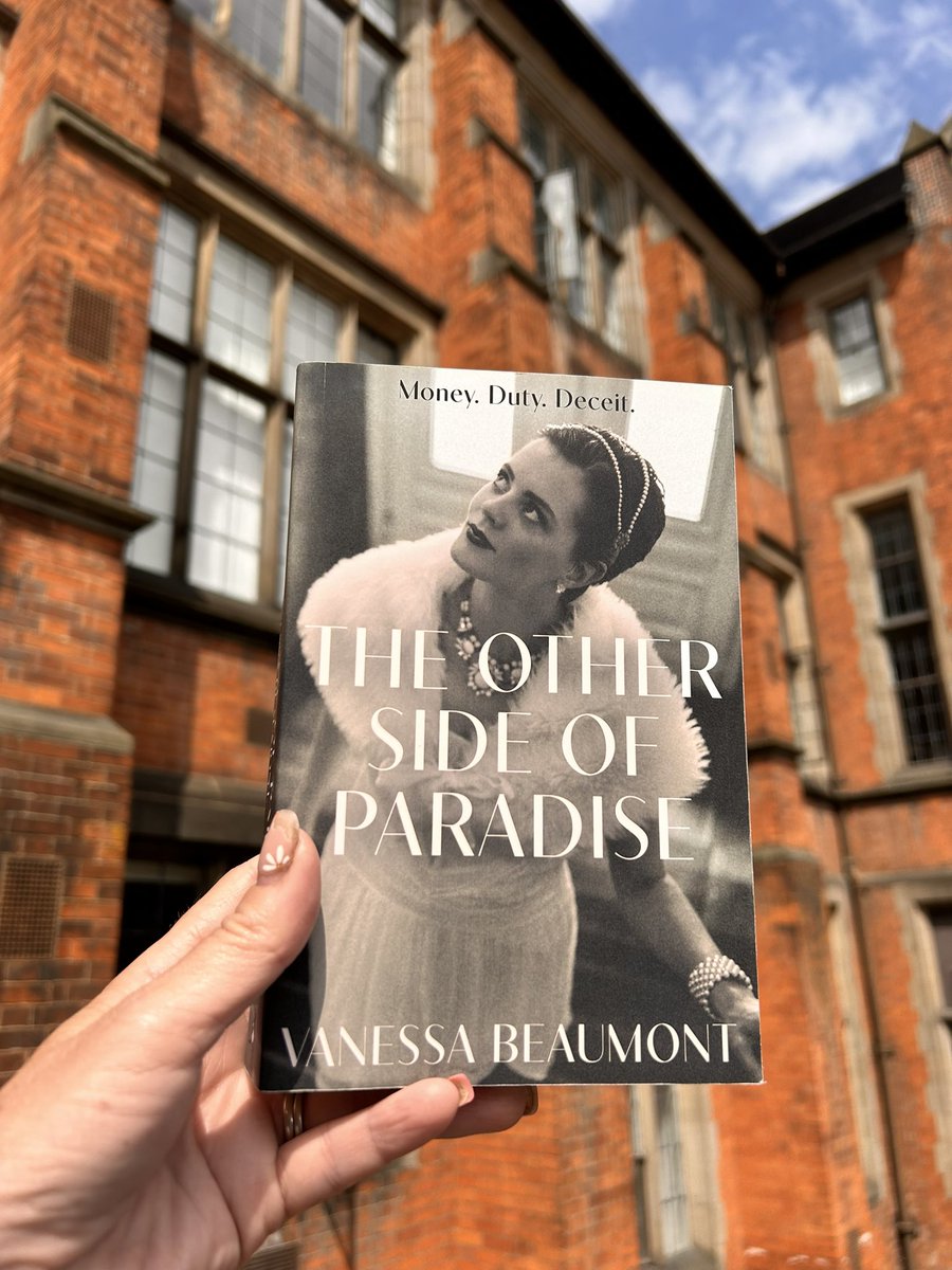 📚BOOK REVIEW 📚 #TheOtherSideofParadise by #VanessaBeaumont An evocative picture of 1920s Britain, where one act shapes an entire family’s life. Full review: instagram.com/p/C7Q9fr-Isq5/…