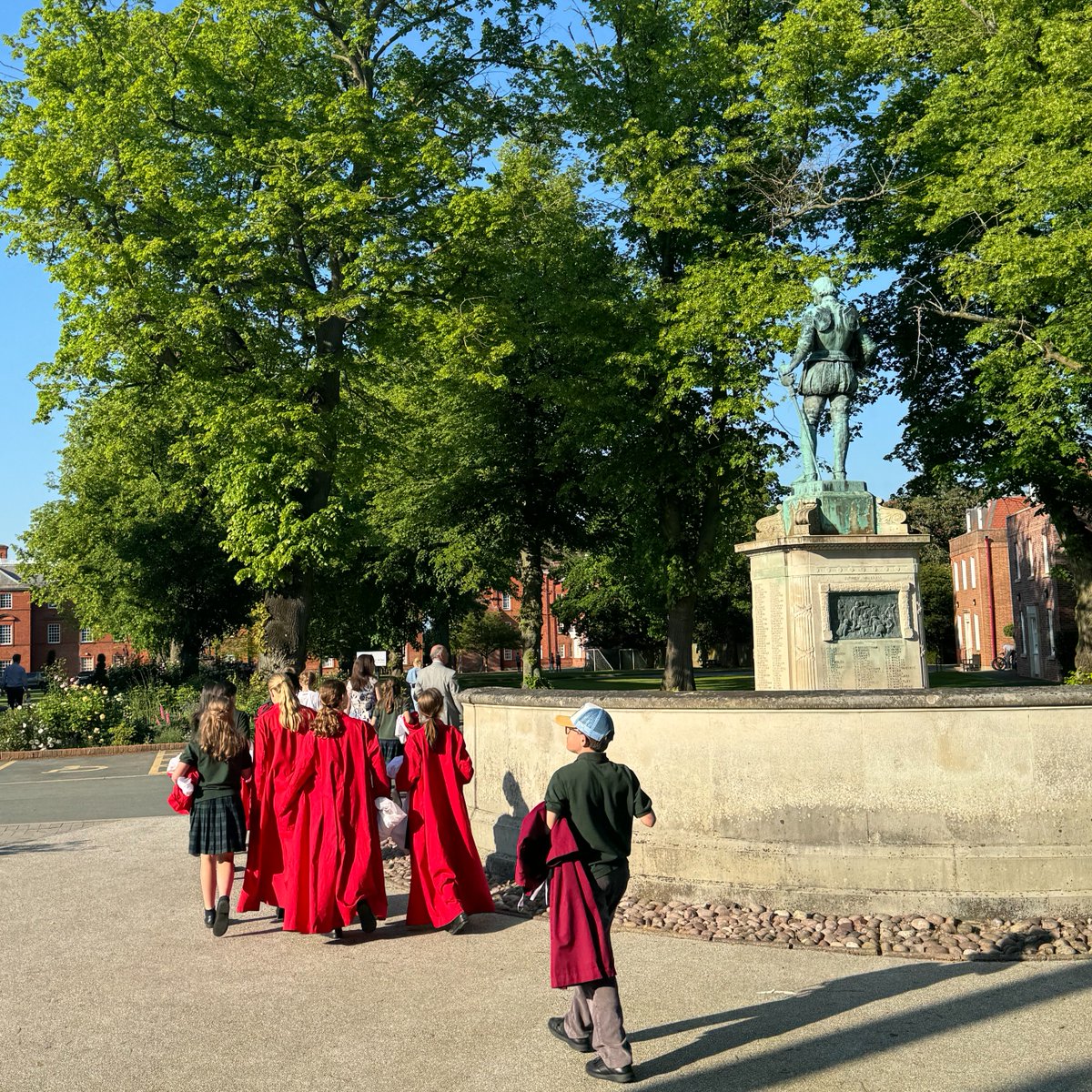 On Sunday, Packwood's choristers enjoyed a wonderful Evensong service with Shrewsbury School. A delightful event, held in the chapel at Shrewsbury. Thanks to those who joined us. #PackwoodMusic