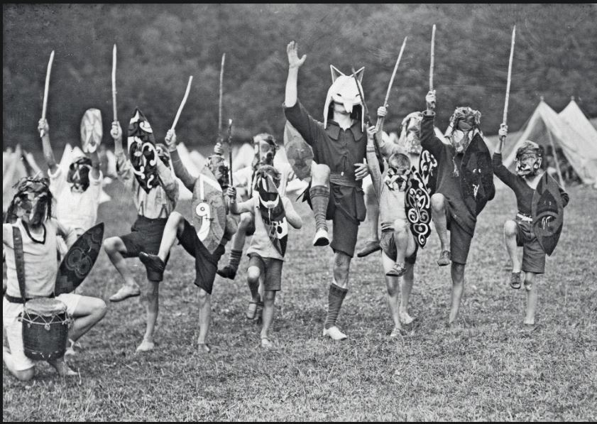 Kibbo Kift in full 'back to nature' garb with founder John Hargrave (1928) Meaning 'To Show Great Strength' in Cheshire dialect, Kibbo Kift existed as a reaction to the trauma of WW1, merging boy & girl scout skills with utopian ideology of a better way to live.