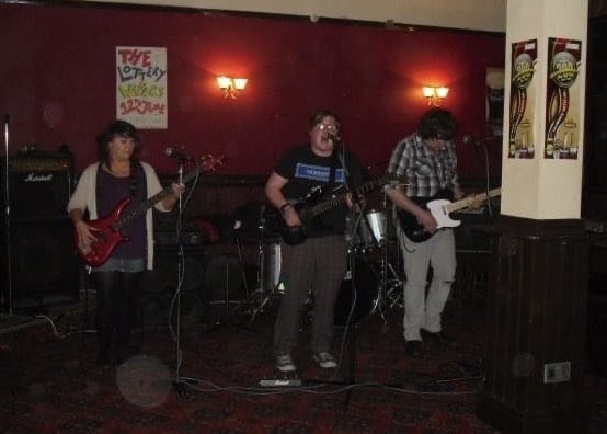 From the pubs of Leigh to the O2 Arena.

Dream big, and never underestimate the power of passion. ❤️