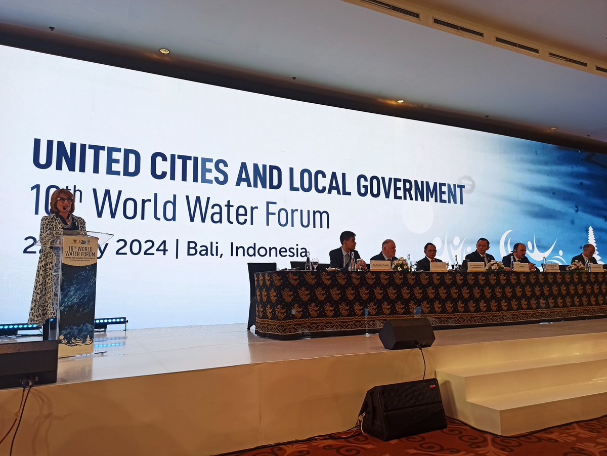 💧During the #LRGs Day at @WWaterForum10, our President @uiAltay_int reaffirmed the need to consider water as our global common good and need to emphasize its continued recognition as a public service. 🎯For this to happen, #LRGs rely on resources and implementation mechanisms.