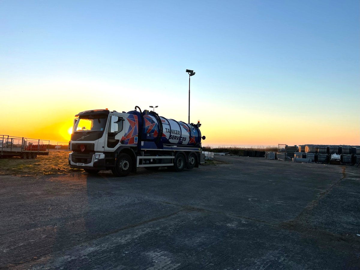 GAPGroupHire's tweet photo. Boardmasters 2024! 🏖 

For the fourth year, GAP provides unmatched welfare services, ensuring pristine facilities throughout the event. Boardmasters 2024, here we come! 🎉

Learn more: https://t.co/wkqn95BII2

#trustinGAP #GAPsnap #Boardmasters https://t.co/p3PJfhxjHy