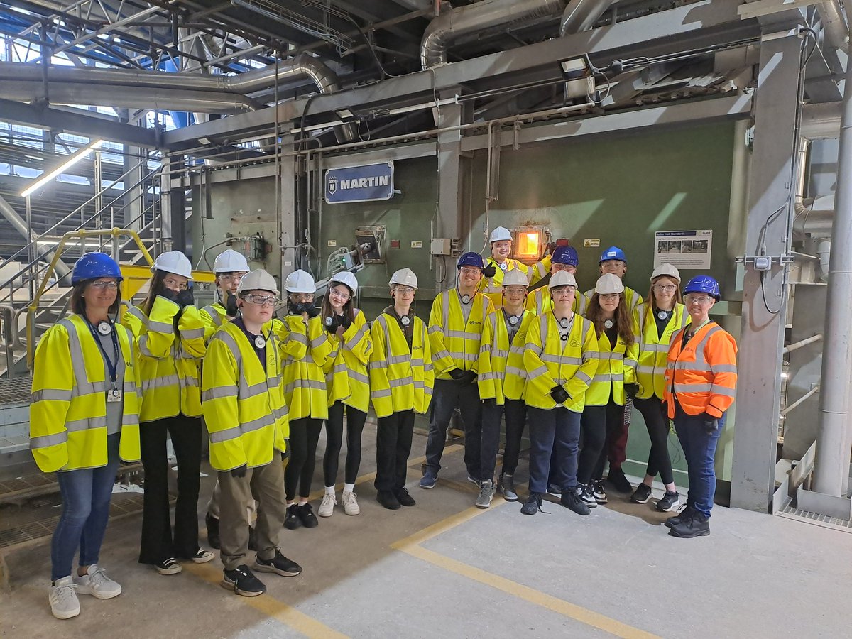 Double science students from Stour Valley Community School visited us for a tour to see for themselves what happens to Suffolk's non-recyclable waste. @suezUK