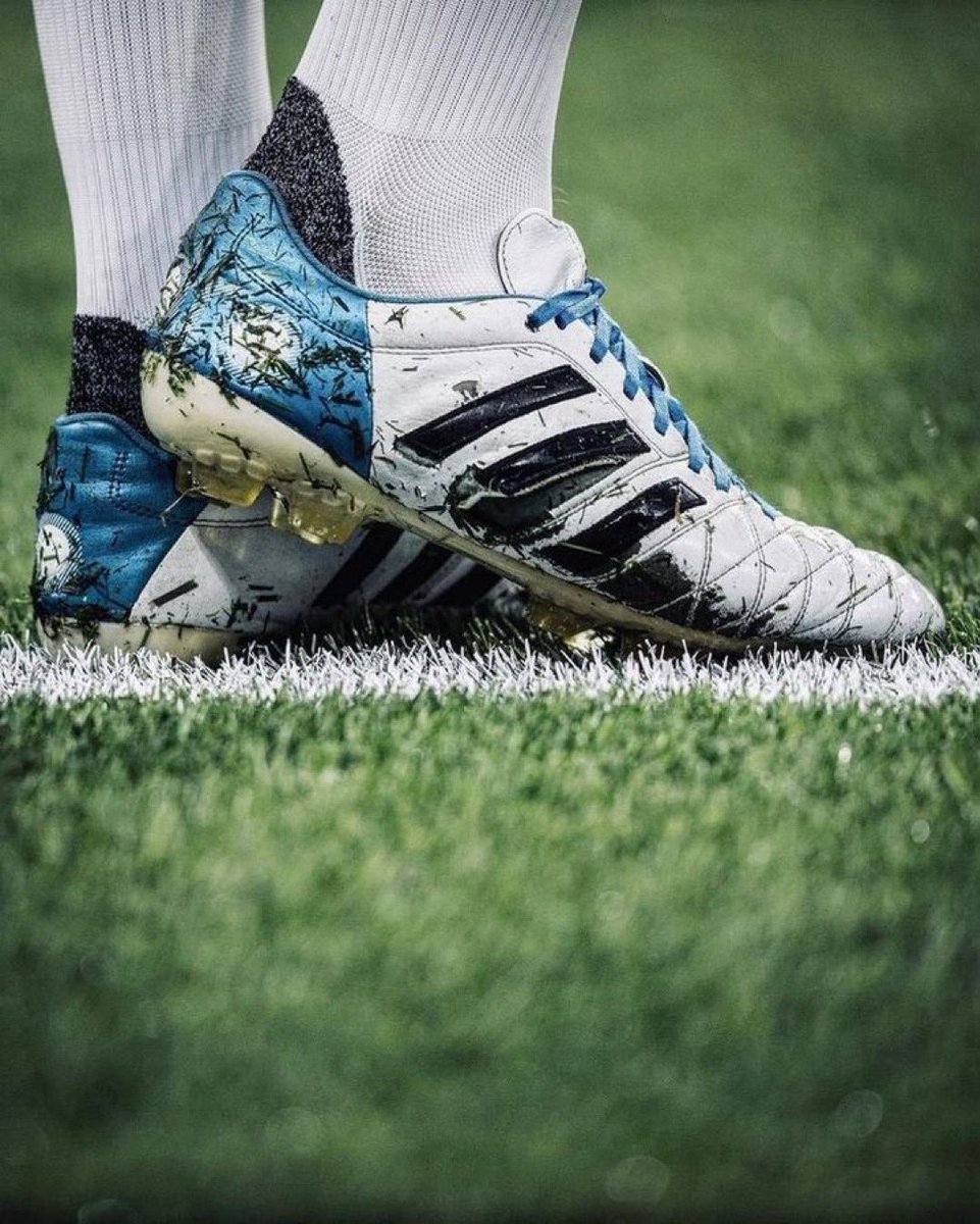 eversonothing's tweet photo. One man retiring should not affect a grown man so much 🥹😭

Toni Kroos forever a legend!! 

#halamadrid https://t.co/bzeavKfaH5