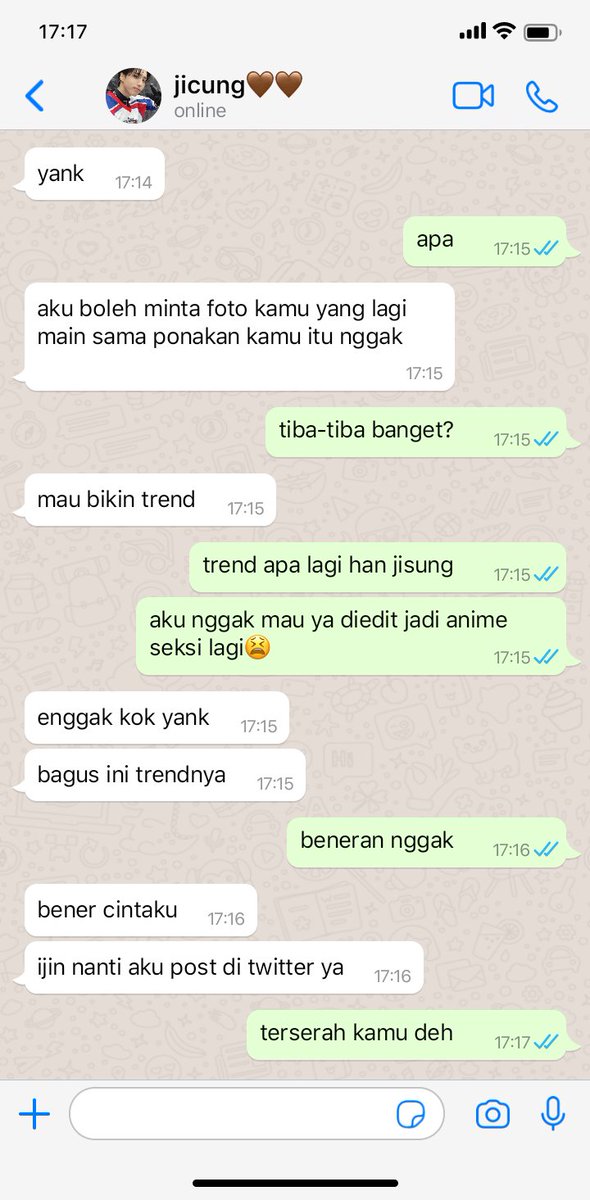 overmoonrise's tweet photo. ketika wibu mau bikin trend yang lagi rame
─
jilix one tweet socmed au
cw // feminization https://t.co/Ac7KEv5fCf