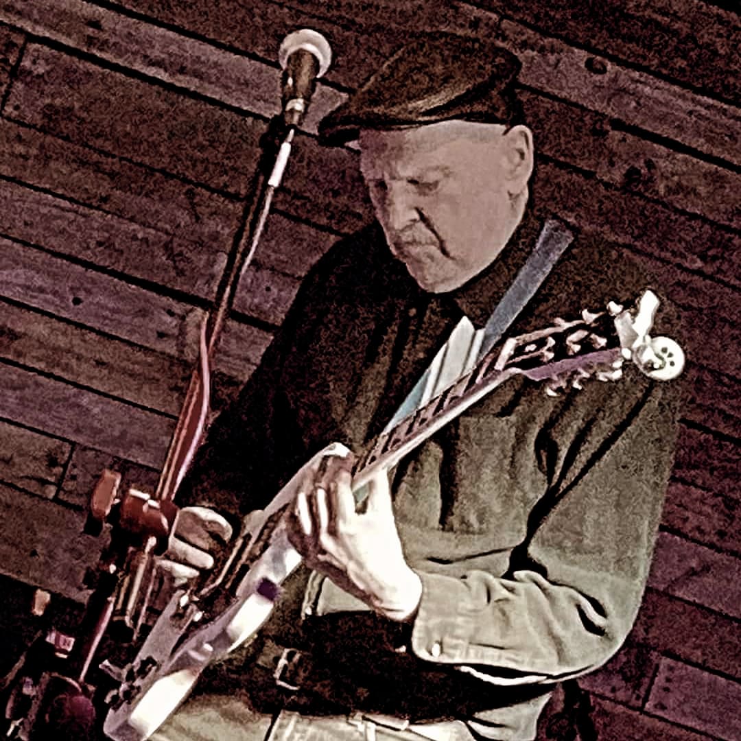 PaulUrban6's tweet photo. Paul Urban solo Sun. 5/26 11am till 2pm Blue Pete's Pungo/VABeach ! #blues #smoothjazz #Americana #guitar #seafood #beer #wine https://t.co/b7wxC6Y962 https://t.co/Tu99QDHA42