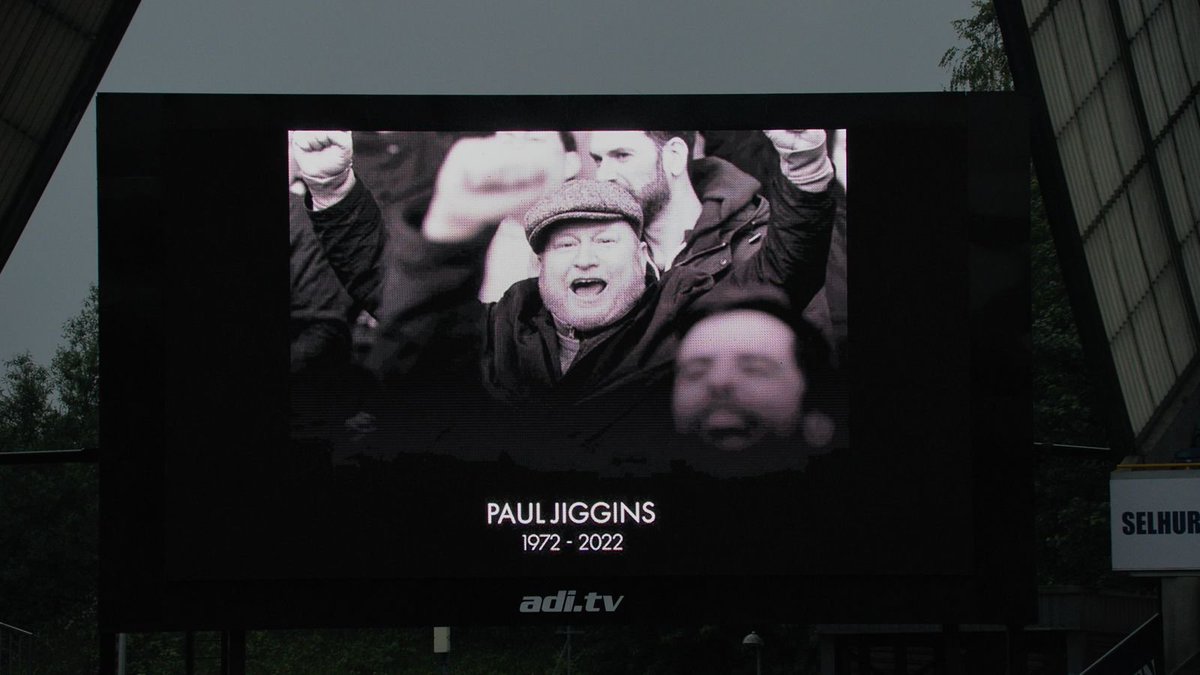 philclarke0170's tweet image. His presence was above us all night with his image from the big screen