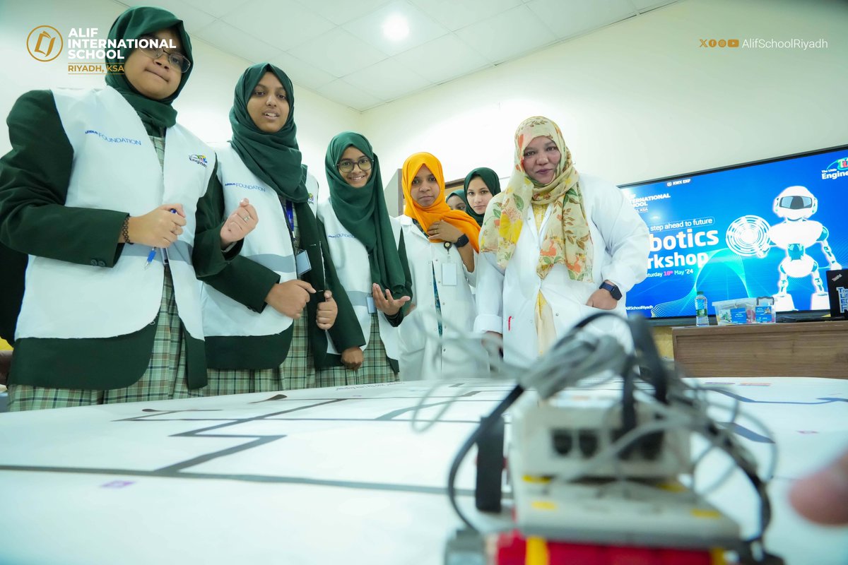 AlifSchoolRiyad's tweet image. Robotic Workshop at Alif International School!
We partnered with the Airbus Foundation and the Little Engineer to host an exciting Robotic Workshop at Alif International School, Riyadh! 🤖✨
#RoboticWorkshop #AlifInternationalSchool #LittleEngineer #AirbusFoundation #STEM