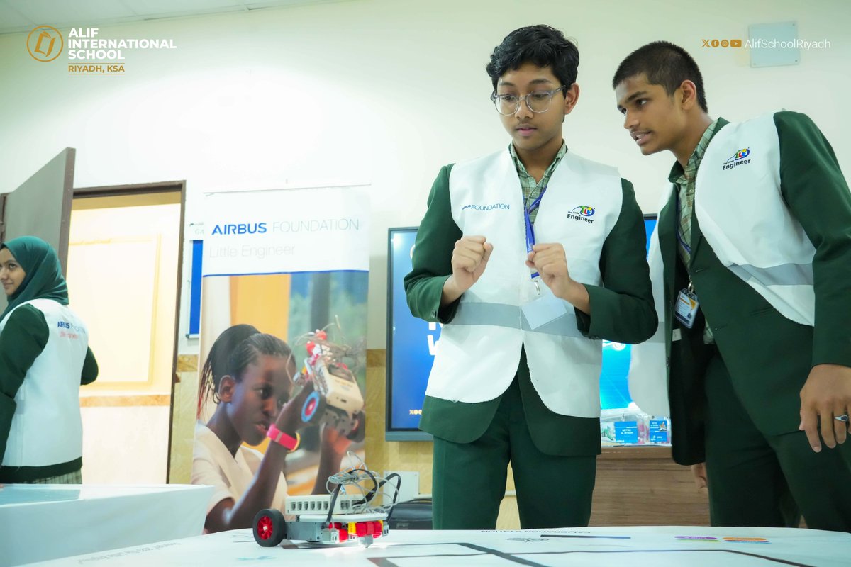 AlifSchoolRiyad's tweet image. Robotic Workshop at Alif International School! We partnered with the Airbus Foundation and the Little Engineer to host an exciting Robotic Workshop at Alif International School, Riyadh! 🤖✨
#RoboticWorkshop #AlifInternationalSchool #LittleEngineer #AirbusFoundation #STEM