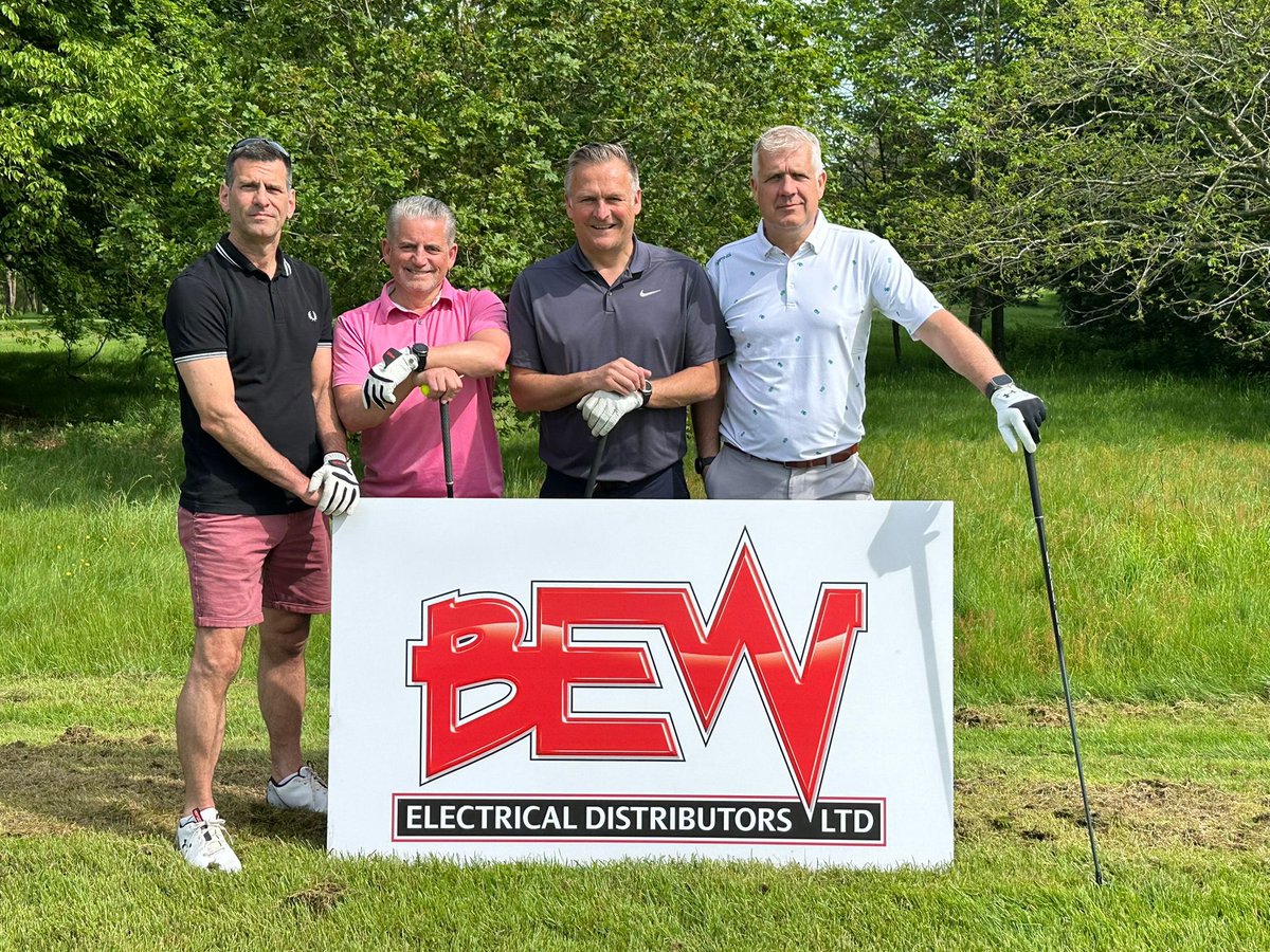 BEW_ELECTRICAL's tweet image. Our @BEW_ELECTRICAL #Chelmsford branch supported the @SpringfieldF charity golf day last week.

A great day was had by all and the club raised over £1500 which will be shared between the Papworth Hospital and the SFC Youth development team.

#BEWchelmsford #SpringfieldFC #GolfDay