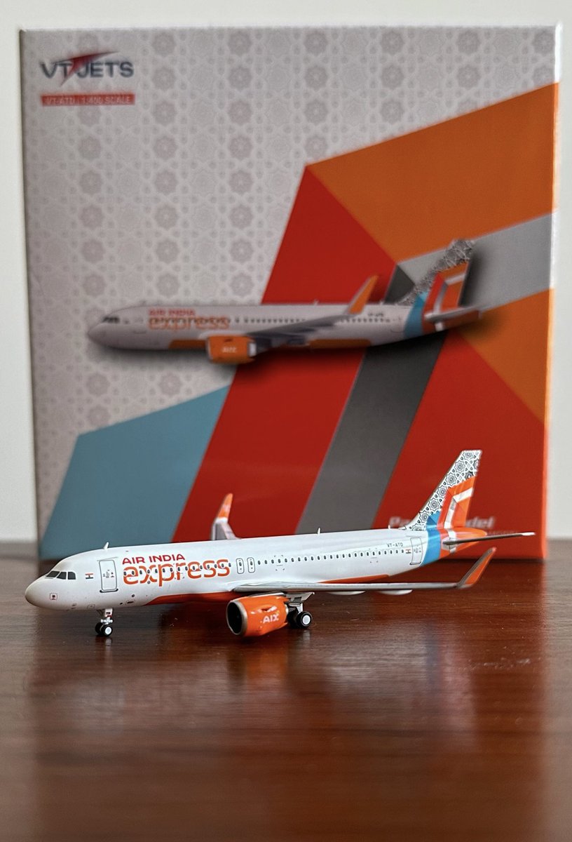 Newest additions to the collection. One is a blast from the past, an Indian Airlines A320, the other a fairly new bird, the Air India Express A320N in the new brand identity, which one would you pick between the two? #AvGeek #DiecastAirplane #Collector