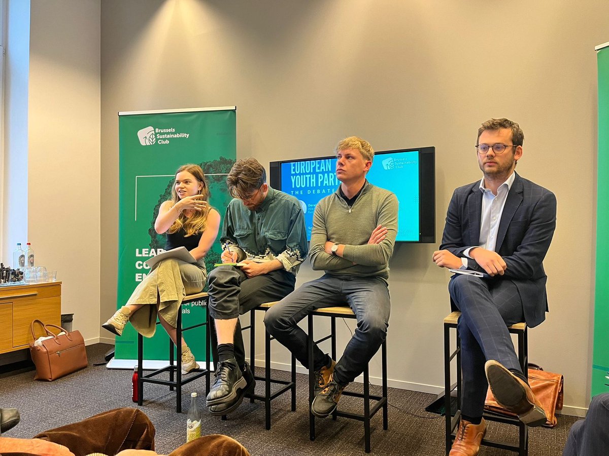 🌱The @BSC_EU hosted an insightful event today, featuring representatives from the biggest European political youth parties on concrete proposals to help the EU meet its climate targets @AlexServais94, LYMEC Vice-President, was representing LYMEC at the debate
