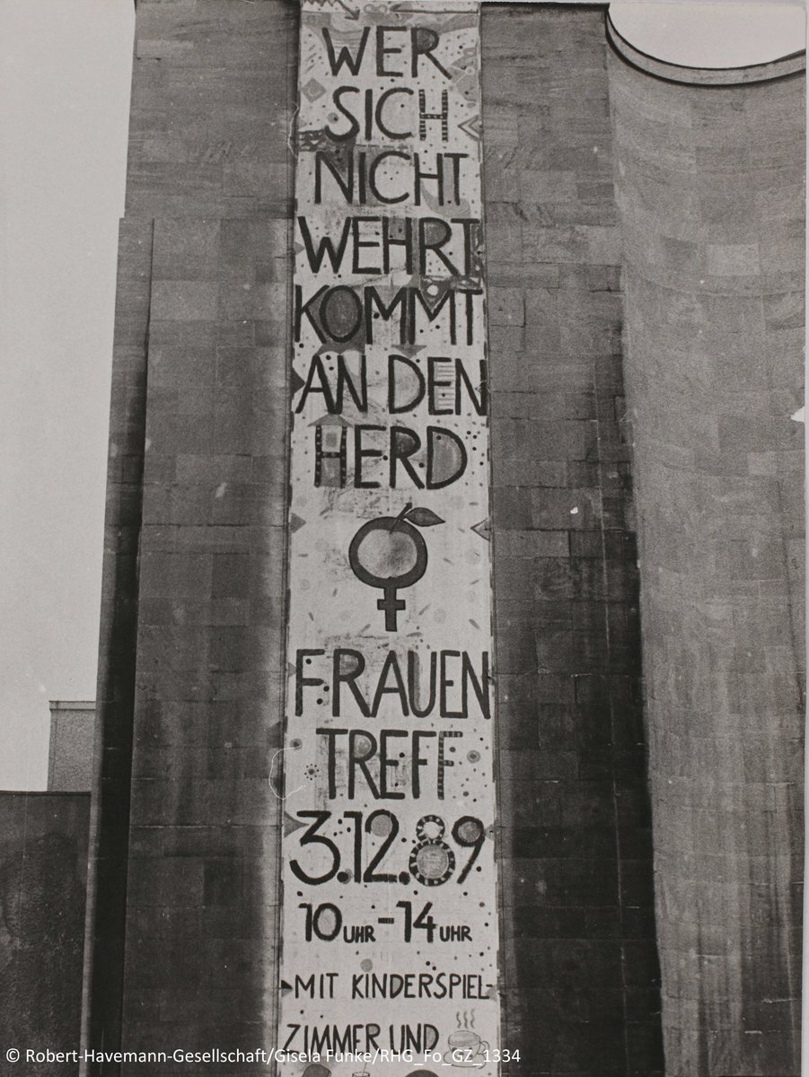 Aufarbeitung der SED-Diktatur in Berlin (@bab_berlin) on Twitter photo #CallForPapers📃: Beiträge für die Tagung „Frauen im Sozialismus“ am 13.9.2024 gesucht! #BAB-Bildungsleiterin @AndreaBahr1, <a href="/steffeisenhuth/">Steff Eisenhuth (stefanie-eisenhuth.bsky.social)</a> und Elise Catrain freuen sich auf Ihre Einsendung.
⏰Frist: 16.6.2024
Mehr Infos zur Bewerbung:
👉bit.ly/3UJBswA #CallForPapers📃: Beiträge für die Tagung „Frauen im Sozialismus“ am 13.9.2024 gesucht! #BAB-Bildungsleiterin @AndreaBahr1, <a href="/steffeisenhuth/">Steff Eisenhuth (stefanie-eisenhuth.bsky.social)</a> und Elise Catrain freuen sich auf Ihre Einsendung.
⏰Frist: 16.6.2024
Mehr Infos zur Bewerbung:
👉bit.ly/3UJBswA