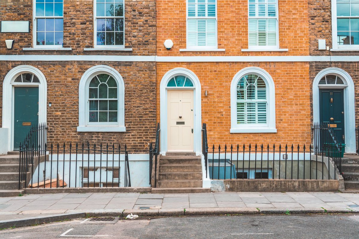 Housing concerns continue in London🏡🏠

London Councils has confirmed that it has written to the government outlining concerns over plans to regulate short-term and holiday-let homes.

This letter comes with a warning that the capital’s housing crisis could be exacerbated by