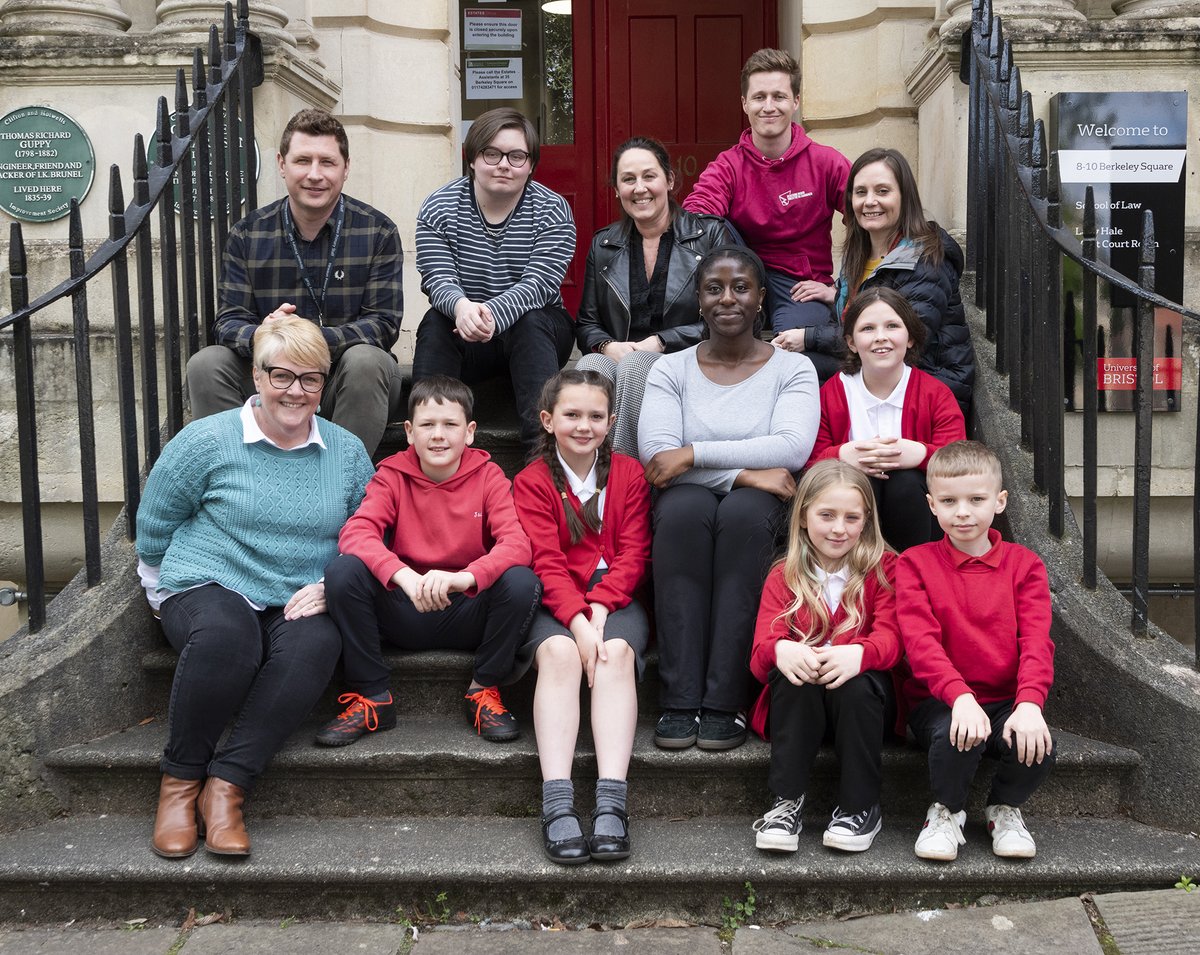 Prifysgol De Cymru tweet media