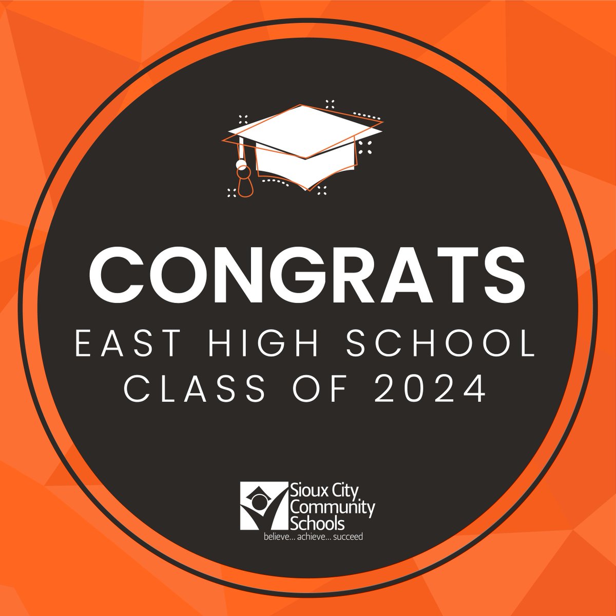 SiouxCityCSD's tweet photo. The #SCCSD is honored to announce East High School's Valedictorian and Salutatorian.

🎓 Valedictorian Medhane Negasi
🎓 Salutatorian Garrett Thompson

As we prepare for East's commencement tonight at 7pm at the Tyson Events Center, we'd like to congratulate the Class of 2024! https://t.co/ctzVjuY2zO