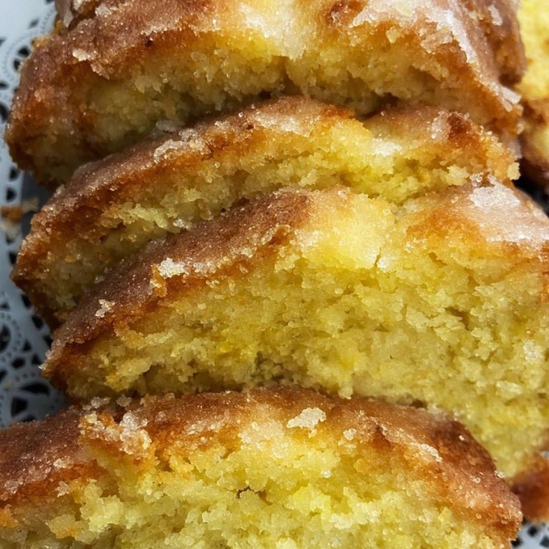 LilyandLimeLD's tweet photo. Why not pop in for a delicious slice of homemade lemon drizzle π
#eatwelldogood #seeingpotential #homemade #lemondrizzle https://t.co/dIpgnxdPdM