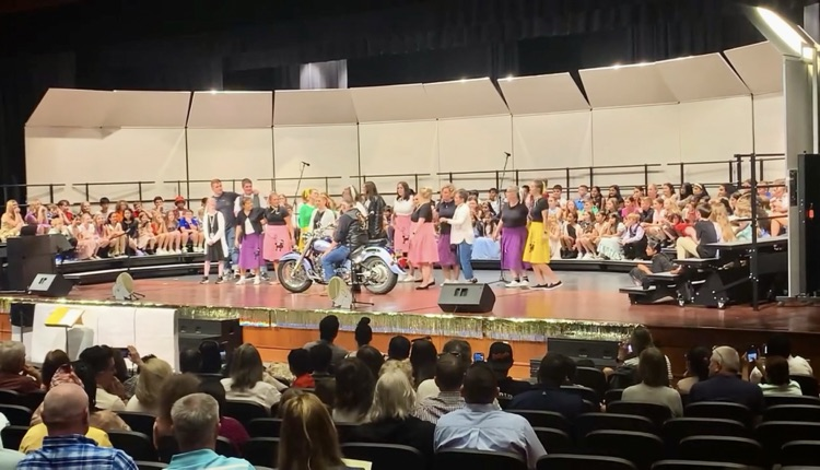 🎵🎤 GREASE IS THE WORD // As part of this year’s spring concert, our Hampden Elementary School staff put on their best poodle skirts and leather jackets to perform “We Go Together” for students and families. Think they went to the hop 🕺 after the concert? 😀 #CVproud