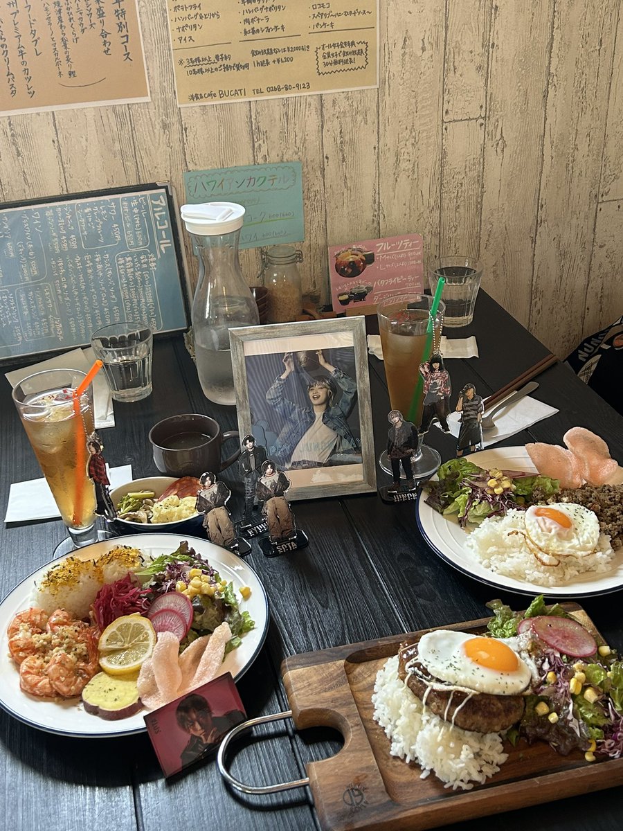 mika19640118's tweet photo. イツメンBESTYと気になっていたお店BUCATIへ🌺🌴
Jの一日早いお祝い㊗️
BGM🎧🎶💕にビ-ファ-かけてくれる心遣いも嬉しかった(*≧∀≦*)
とても居心地の良いお店だったよー
#BUCATI https://t.co/6pXHxYQyE0