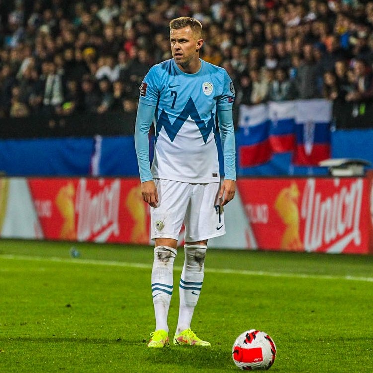 eurofootcom's tweet photo. 🇸🇮✨ 𝐎𝐅𝐅𝐈𝐂𝐈𝐀𝐋 | Josip Iličić (36) has been called up to Slovenia's provisional EURO 2024 squad! 🤩

Great to see him back in international football, first time in around 2 years. ❤️ https://t.co/dXIPfs4sGM