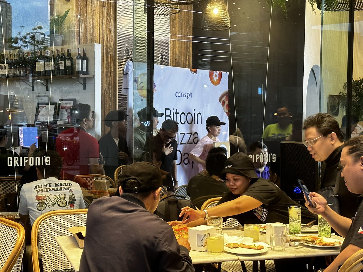 HAPPENING NOW: 

Bitcoin Pizza Day being celebrated and hosted by <a href="/coinsph/">Coins.ph</a> with the 🇵🇭 web3 community.

#BitcoinPizzaDay