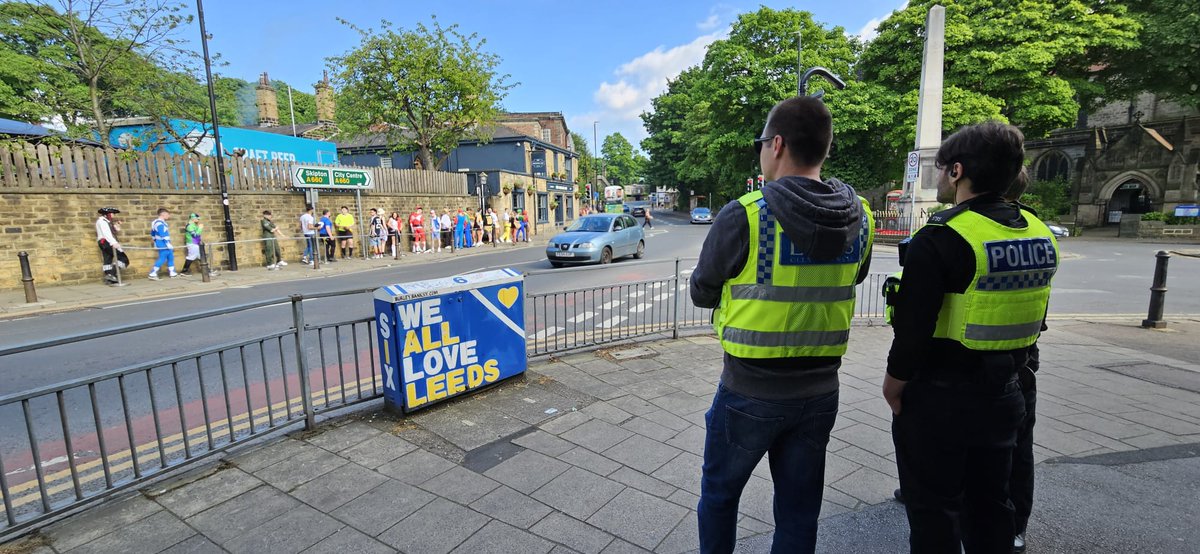 Another Saturday working on #crime & #asb on the #otleyrun. Alcohol disposed of under #PSPO, everyone compliant. No tickets issued. 4 people engaged with for #inappropriate fancy dress. 1 driver issued a warning for antisocial driving & dealt with for using phone while driving