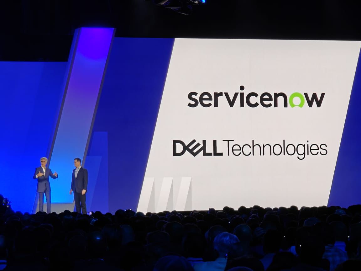 ESQUARESYSTEM's tweet photo. Our COO Raghav Khandelwal is representing Esquare at Dell Technology World 24. #Dtw24dellIndian #dell #esquareocac #esquare #estpl https://t.co/pMqXF3tGgG