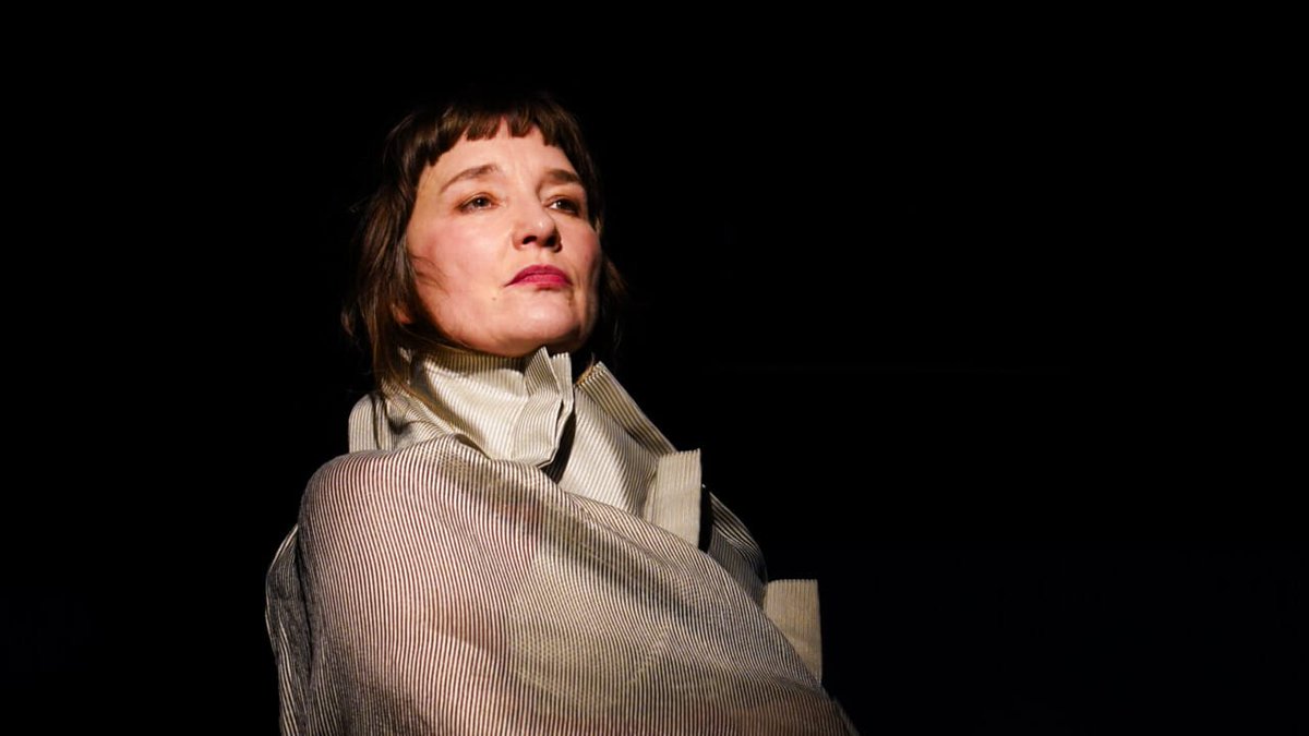 #Offies #NewNoms 2024 for “Blizzard” from Shared Experience @SEtheatre &amp; Soho Theatre <a href="/sohotheatre/">Soho Theatre</a>: PERFORMANCE PIECE Emily Woof <a href="/parniwoof/">Emily Woof</a> – congratulations! 🎉 Congratulate them by adding a comment on our website: #Offies #NewNoms 2024 for “Blizzard”… dlvr.it/T7Dqp3