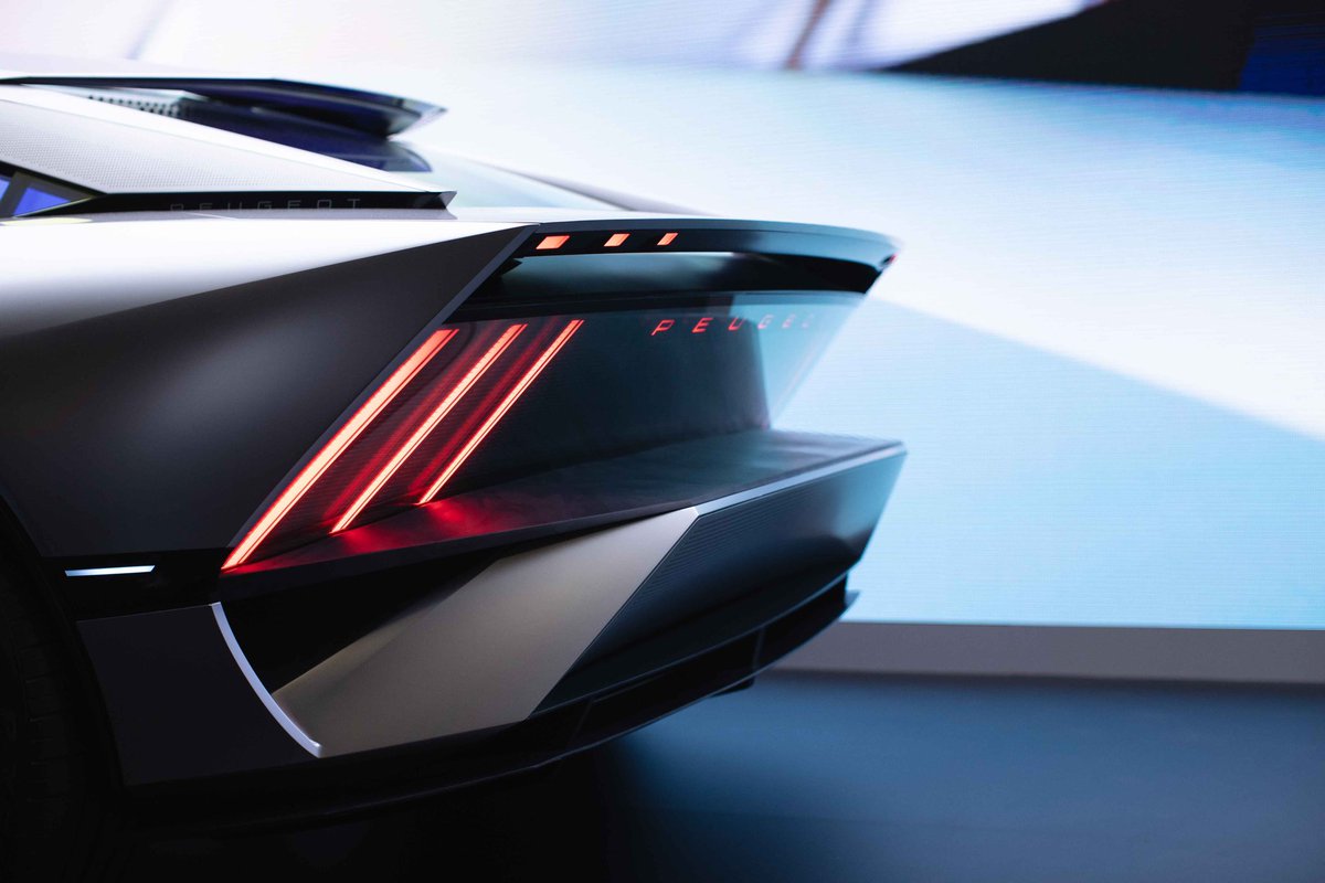 Peugeot tweet media