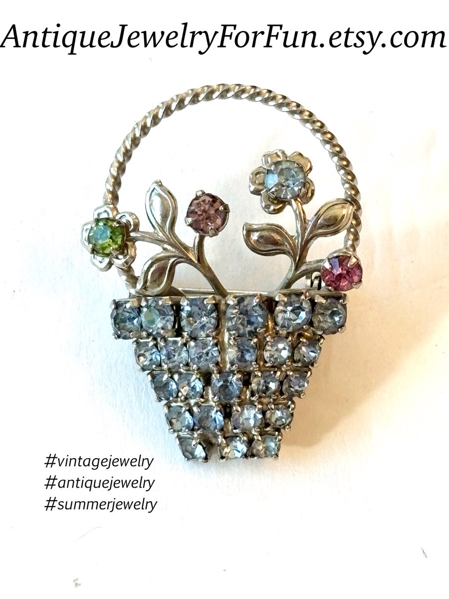 #antiqujewelryforfun #etsyshop #vintagepin #antiquejewelry