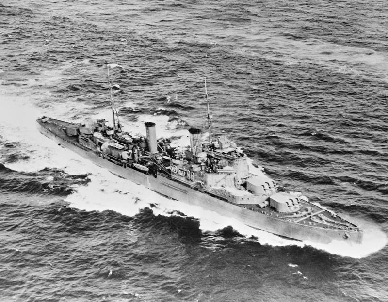 #onthisday 22 May 1941 - HMS Fiji (58) was sunk by German aircraft with the loss of 241 of her crew.

523 survivors were rescued by the destroyers HMS Kingston & HMS Kandahar.

#hmsfiji #royalnavy #britishhistory #secondworldwar #lestweforget #wewillrememberthem @NatMuseumRN