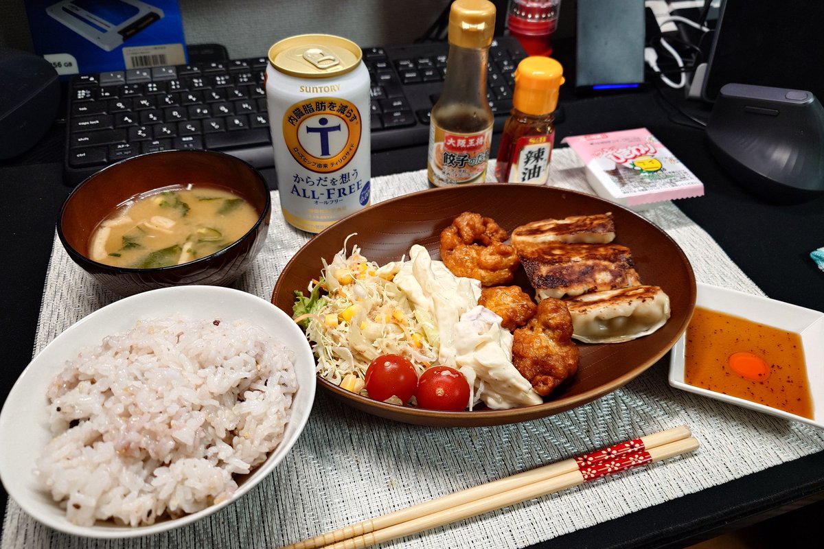 夕食😋✨🎶👍
美味しいよ(*•̀ᴗ•́*)و ̑̑🎶
日本人で良かった🎶💕
#自炊
#主夫
#男飯
#十六国米
#肥後モッコリ