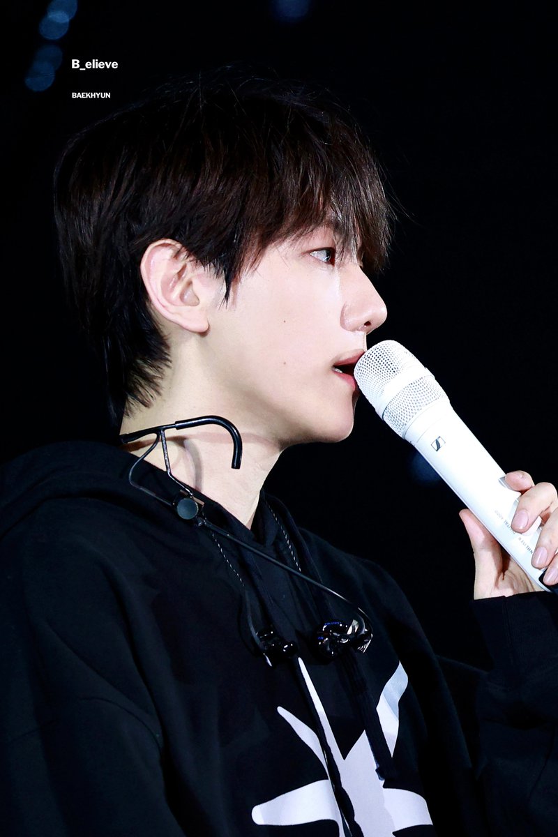 B_elieve04's tweet photo. 240316
오빠 콧대랑 턱선… 진짜 기절
#백현 #BAEKHYUN @B_hundred_Hyun https://t.co/RDzl7hfkiI