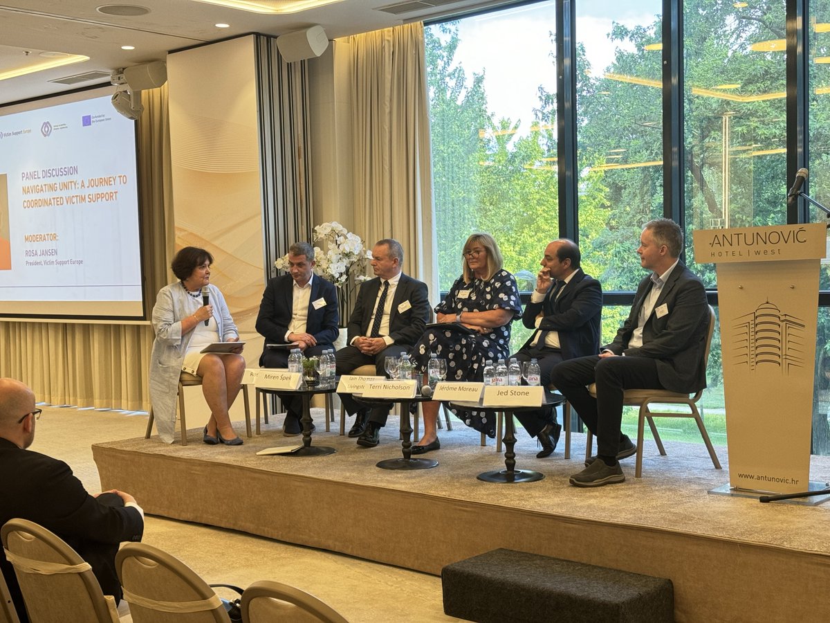 VictimSupportEU's tweet image. Excited to kick off the first panel discussion of #VSEAC2024, focusing on the journey toward coordinated victim support.

@EU_Commission @Europarl_EN @EU2024BE @issuredlimited @policescotland @paramountco @francevictimes #VictimSupportForAll #EUVictimsRights #NoVictimLeftBehind