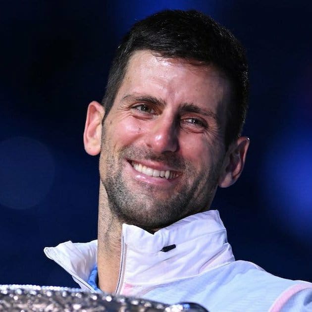 ¡Hoy es el cumpleaños de Novak Djokovic! - 426 semanas como N°1 (récord) - 8 años terminando como N°1 (récord) - 12 años rankeado como N°1 (récord) - Más puntos como N°1 (récord con 16.950) - 98 ATP - 24 Grand Slams (récord) - Único en ganar 3 veces todos los GS - Único en tener