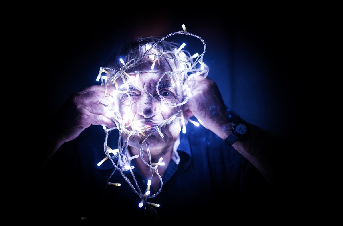 👉 'COM UN LLUM!'
🎭<a href="/EEspecials/">Escenaris Especials</a>
🗓️1 i 2 de juny <a href="/SalaLaPlaneta/">La Planeta</a> (Girona)
🗓️9 de juny  Sala Centre Recreatiu (Cassà de la Selva)
🗓️27 de juny  Ateneu de Cerdanyola (Cerdanyola del Vallès)