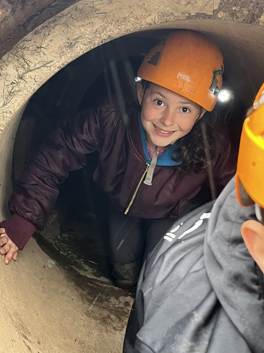 Channelling our inner Robin Hood in #Archery and showing lots of bravery in #Tunnelling this morning!