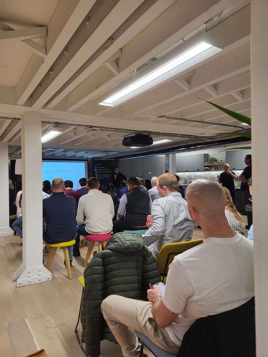 Huge thanks to those who came to #SaaStockLocal London last night 🔥 Fantastic insights & actionable takeaways from @jonnywhite @tickettailor, @guyrubin, and Hannah Godfrey! Special thanks to @Rippling for sponsoring, @PaddleHQ for hosting, and @NickDunse for organising. #SaaS
