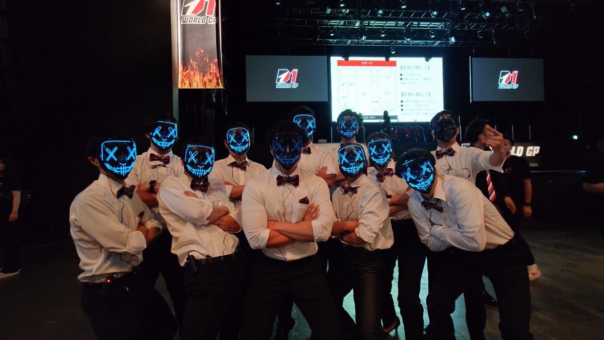 Pk7Xu's tweet photo. 四谷三丁目店

沢山の出来事があった1年間。
全員で今年も行ける事に1番びっくりした。
でもD1終わってみて
やっぱり全員で参加できた事が1番嬉しかった！！

あの場に行って感情が動かない人なんて1人もいない🔥🔥 https://t.co/zSpZudJu3X