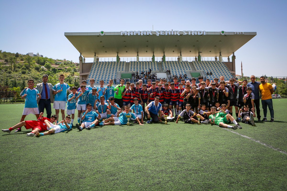 Mamak İlçe Milli Eğitim Müdürlüğümüz ile ortaklaşa, Mamak Şehir Stadı'nda gerçekleştirilen Okullar Arası Futbol Turnuvasında, 1.lik kupasını Sibel İsmet Çatık Ortaokulu, 2.'lik kupasını Şehit Hasan Altın Ortaokulu ve 3.'lük kupasını Turhan Polat Ortaokulu kazandı.