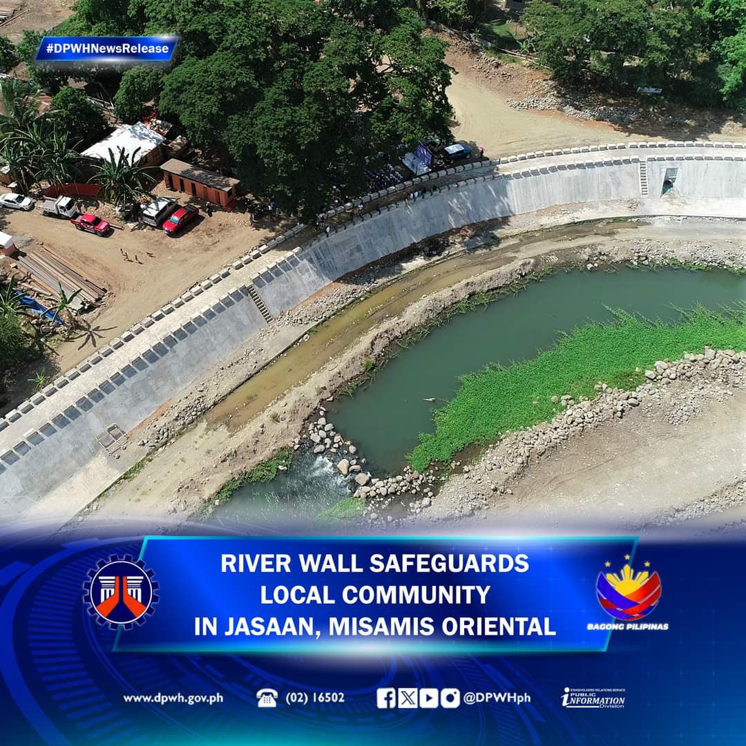 Lives and properties are now protected against flooding with the completion of a 305-meter river wall constructed by the Department of Public Works and Highways (DPWH) in Barangay Solana, Jasaan, Misamis Oriental.
 dpwh.gov.ph/dpwh/news/33714
#DPWH #BuildBetterMore #BagongPilipinas