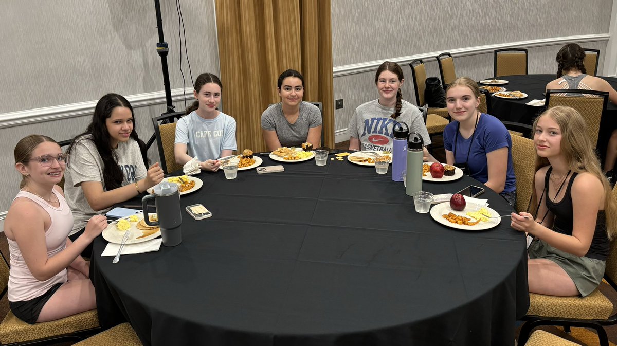 mathmillard's tweet photo. Wednesday Breakfast 1 #bmsed  #blakeindc https://t.co/vn1W7tguZK