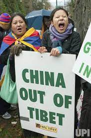 #CCP has been carrying out a variety of repressive practices, including the forced separation of children from their parents and admission to boarding schools, pervasive surveillance&monitoring, and global harassment of Tibetan activists.1/4 @TibetPeople @BAFoTTibet @HKokbore