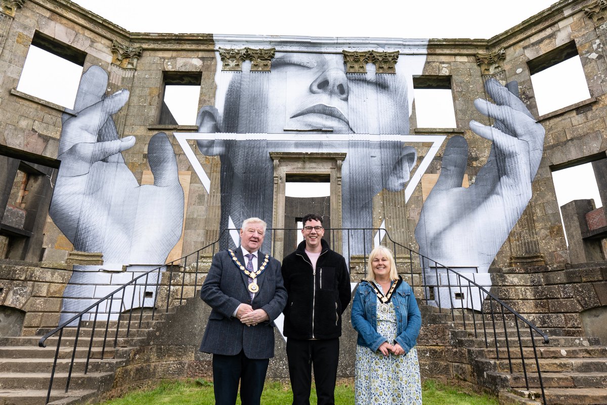 The Mayor and Deputy Mayor were delighted to meet representatives from the @nerve_centre at their new art installation at Downhill House. The display was co-created by artist Joe Caslin and a group of young women known as ‘The Kindred Collective’. More: bit.ly/4dNkGFF