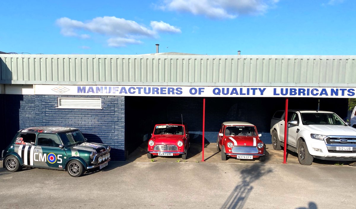 WithamGroup's tweet image. We hosted a factory tour for the Bomber County Minis club this week.  It was wonderful to see their classic Minis parked up at our HQ. @Bomber_C_Minis 
The members toured around our blending plant &amp;amp; learned about how lubricants are made.
Find out more:
withamgroup.co.uk/factory-visits…